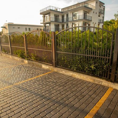 Pollux Hotel Batumi Ngoại thất bức ảnh