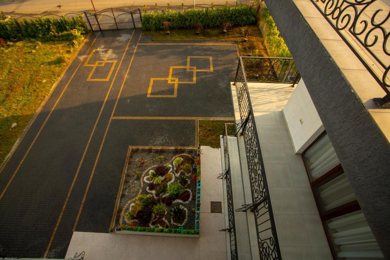 Pollux Hotel Batumi Ngoại thất bức ảnh