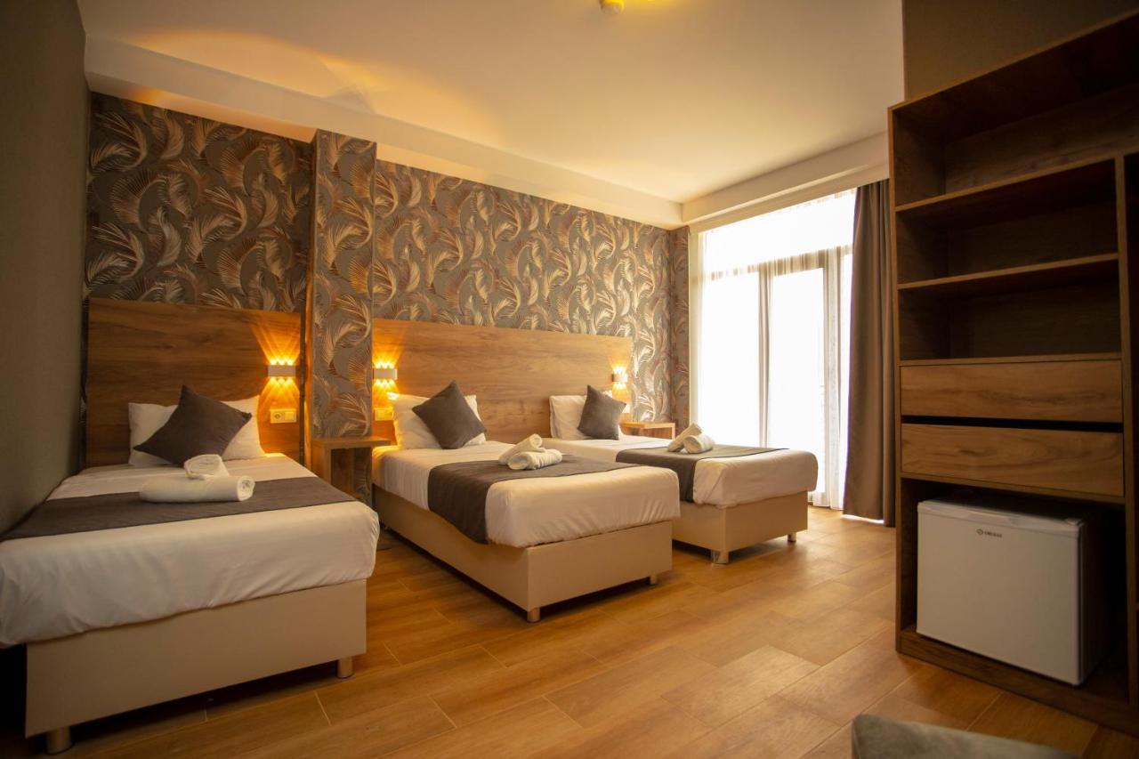 Pollux Hotel Batumi Ngoại thất bức ảnh