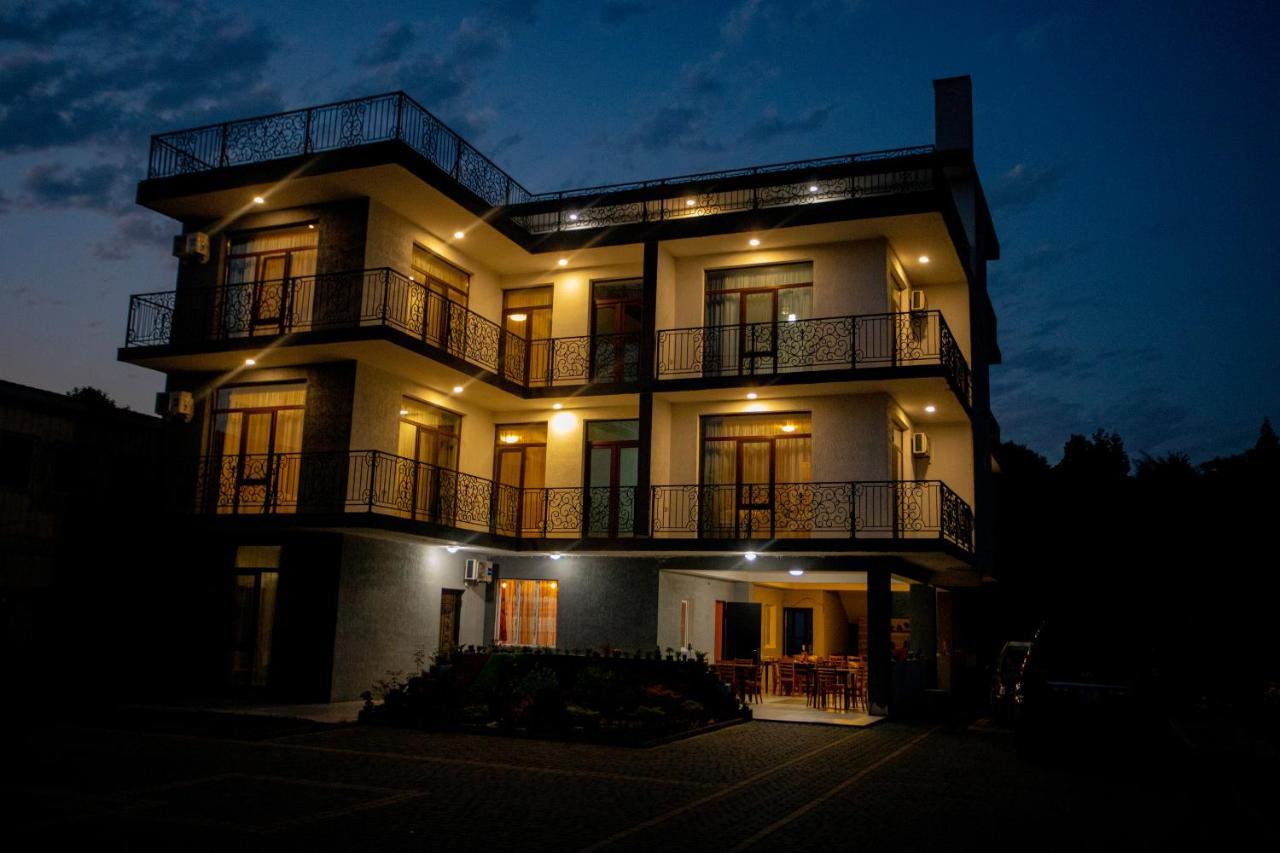 Pollux Hotel Batumi Ngoại thất bức ảnh