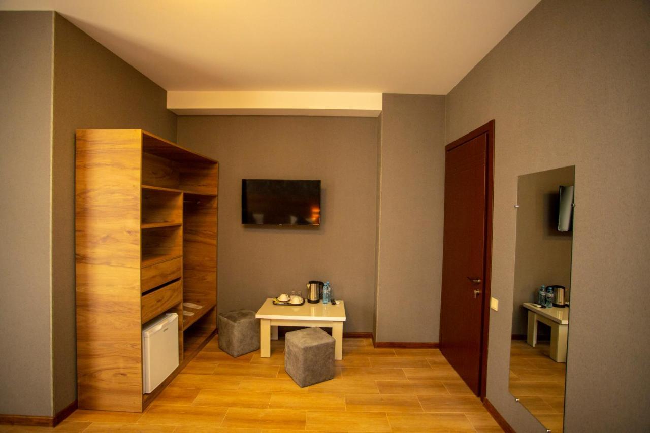 Pollux Hotel Batumi Ngoại thất bức ảnh