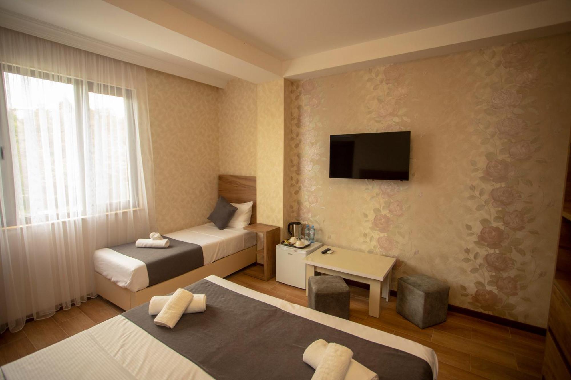 Pollux Hotel Batumi Ngoại thất bức ảnh