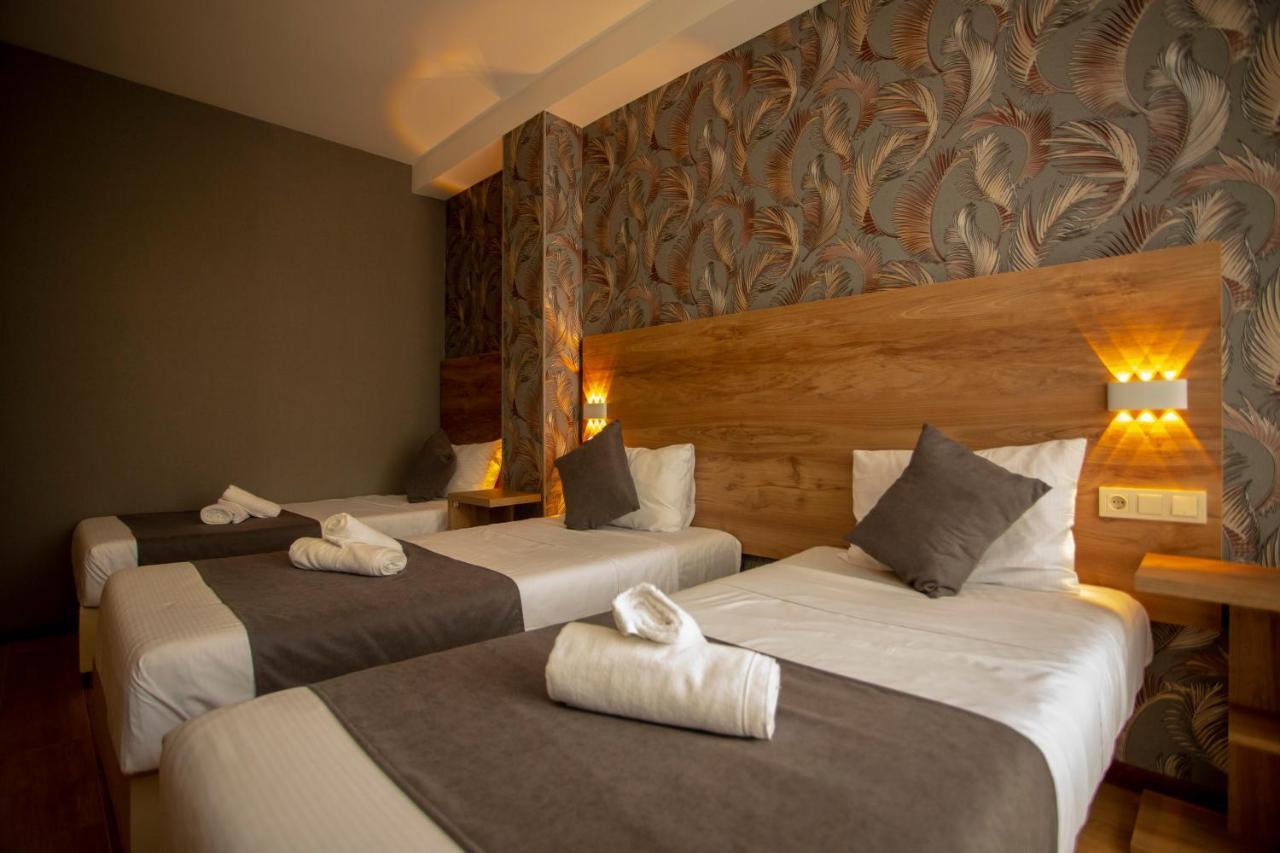 Pollux Hotel Batumi Ngoại thất bức ảnh