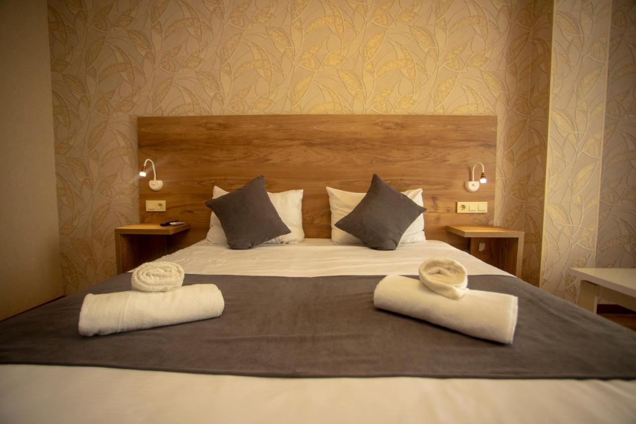Pollux Hotel Batumi Ngoại thất bức ảnh