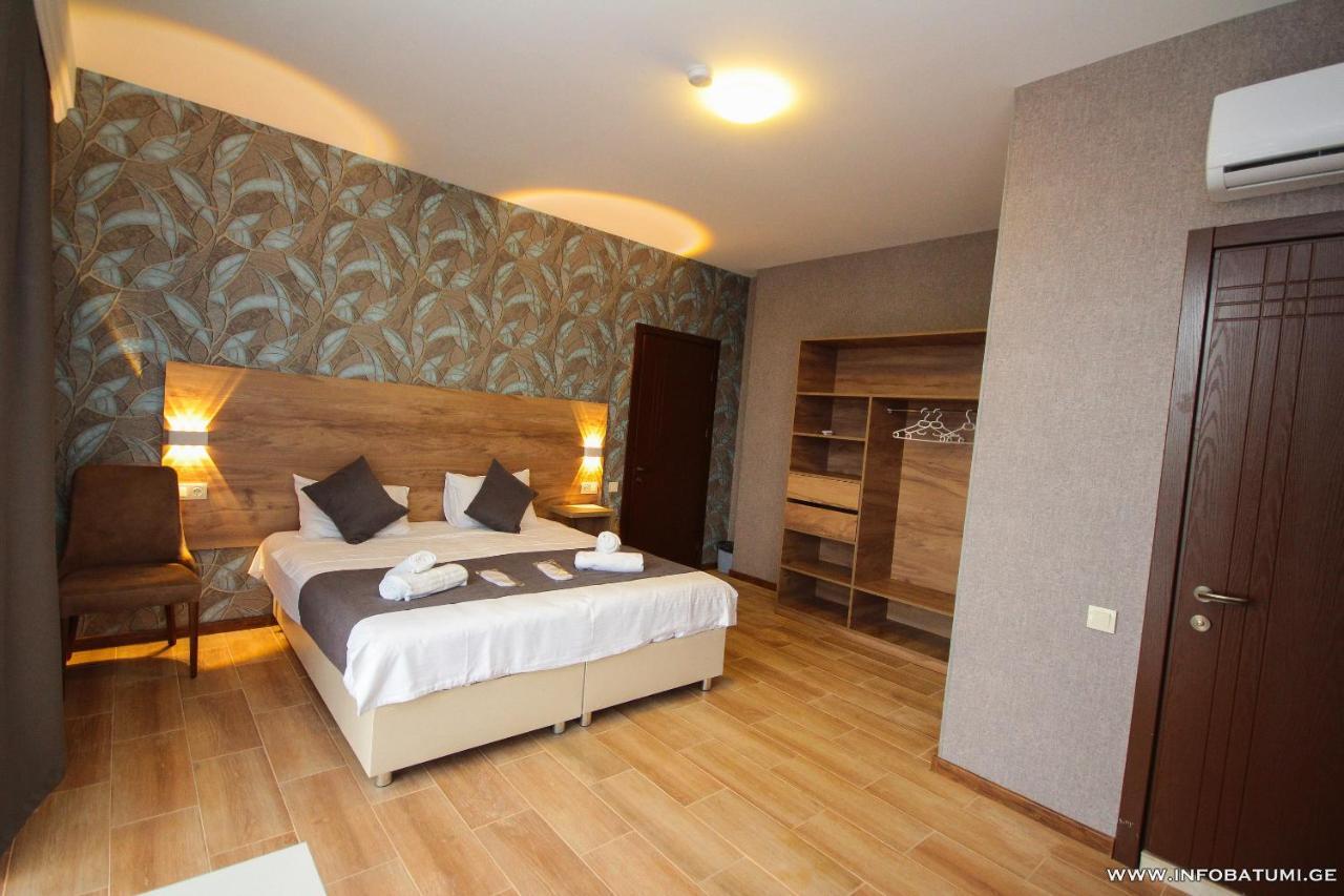 Pollux Hotel Batumi Ngoại thất bức ảnh